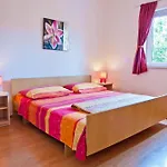 Family Friendly With A Swimming Pool Vinkuran, Pula - 7444 Apartamento