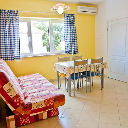 Appartement Family Friendly With A Swimming Pool Vinkuran, Pula - 7444 *