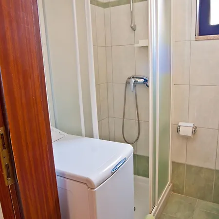 Appartement Family Friendly With A Swimming Pool Vinkuran, Pula - 7444 *